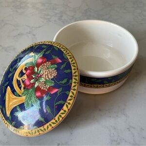 Mikasa Ceramic Covered Bowl